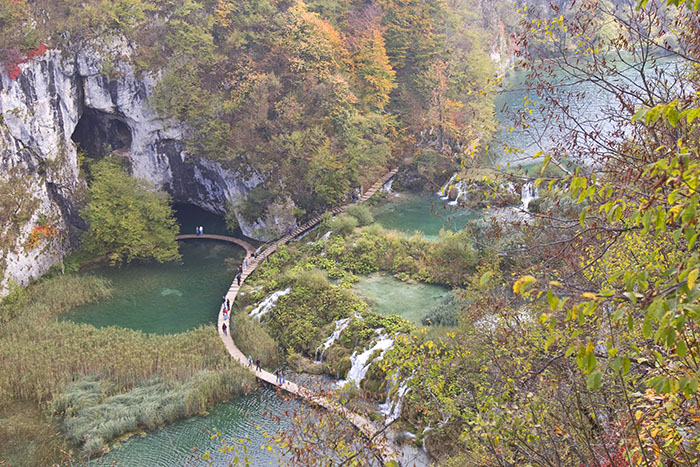 Wege durch die Schlucht