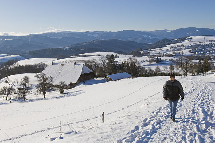 Wir passieren einsame Höfe