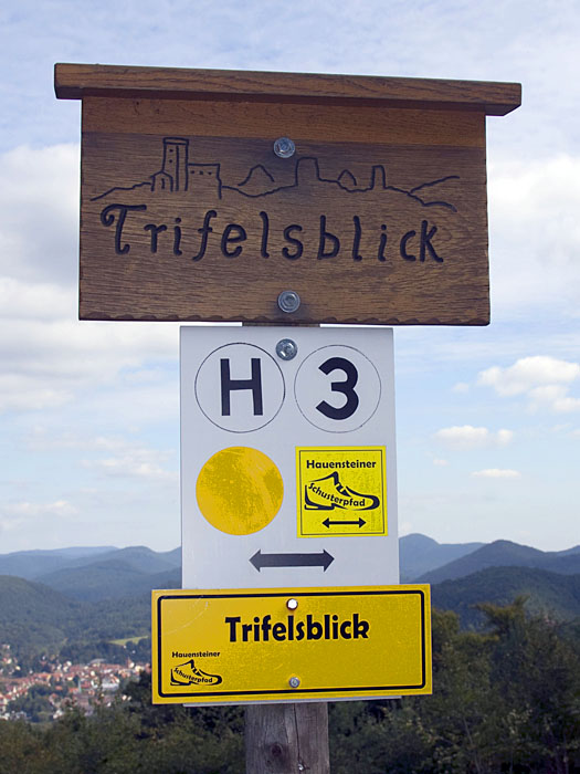 Trifelsblick ...