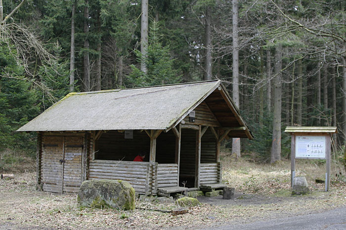 An der Stierhütte erwischt uns der nächste Schauer