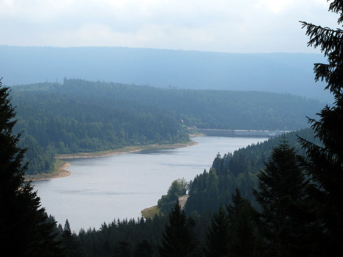 Blick auf die Schwarzenbach-Talsperre