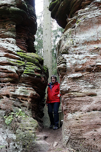 ... Durchbruch durch die Sandsteingebilde