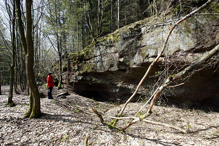 Noch mehr Höhlen ...