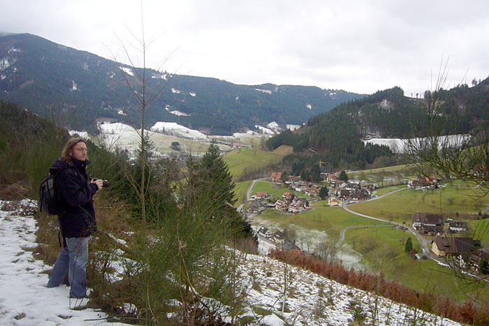 Nun schieß schon, die Füße werden kalt ;-)