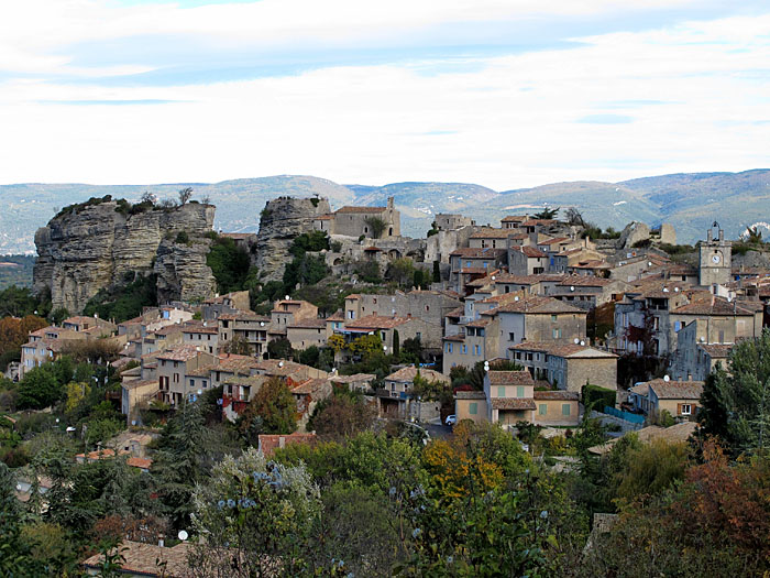 Das Örtchen Saignon ...