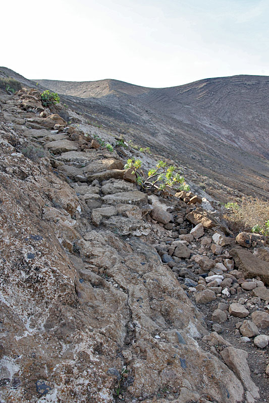 Weg zum Kraterrand