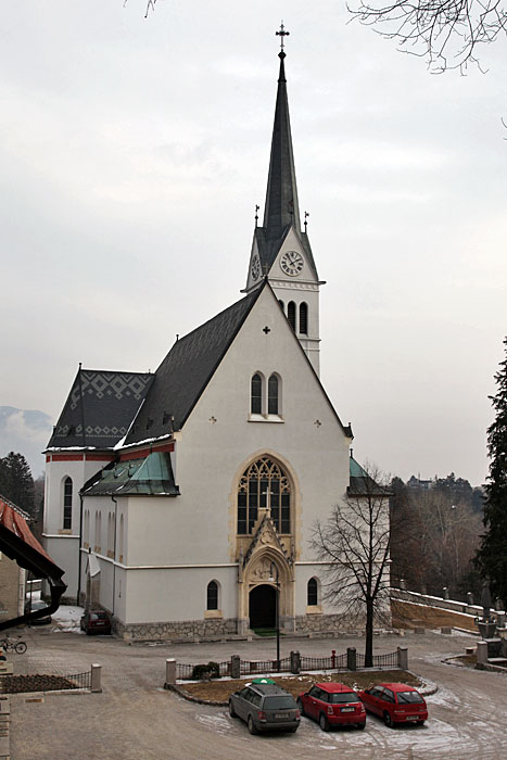 Dem heiligen Martin gewidmete, neugotische Kirche