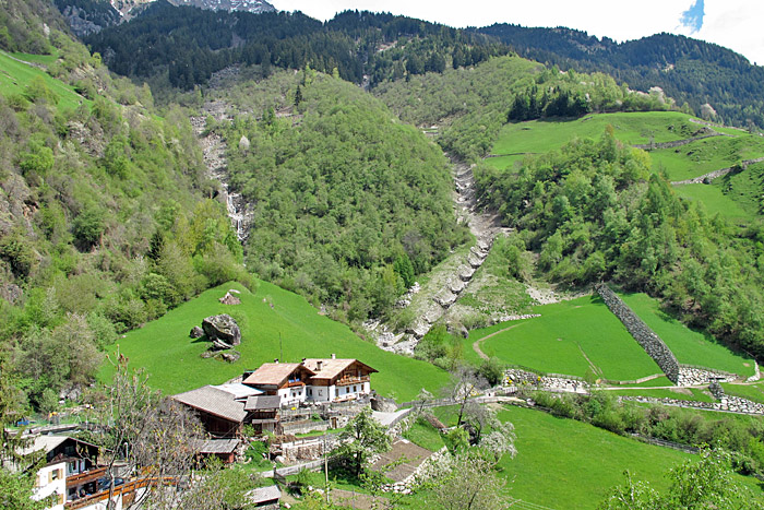 Dort gibt es gleich Brotzeit