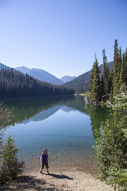 Kleine Erfrischung am Ufer