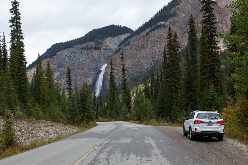 Nun aber endlich zu den Takakkaw Falls