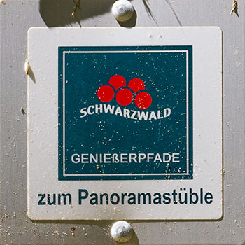 Kennzeichnung des Genießerpfads zum Panoramastüble