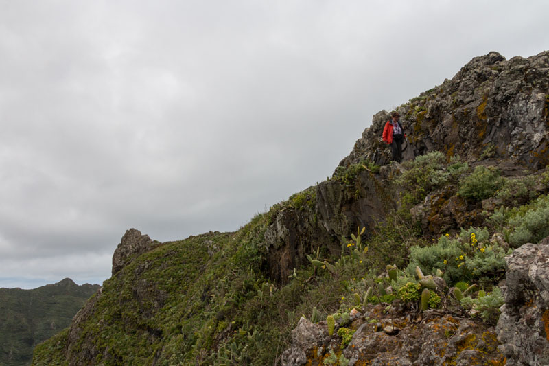 Der Weg führt immer am Rand der gähnenden Tiefen vorbei