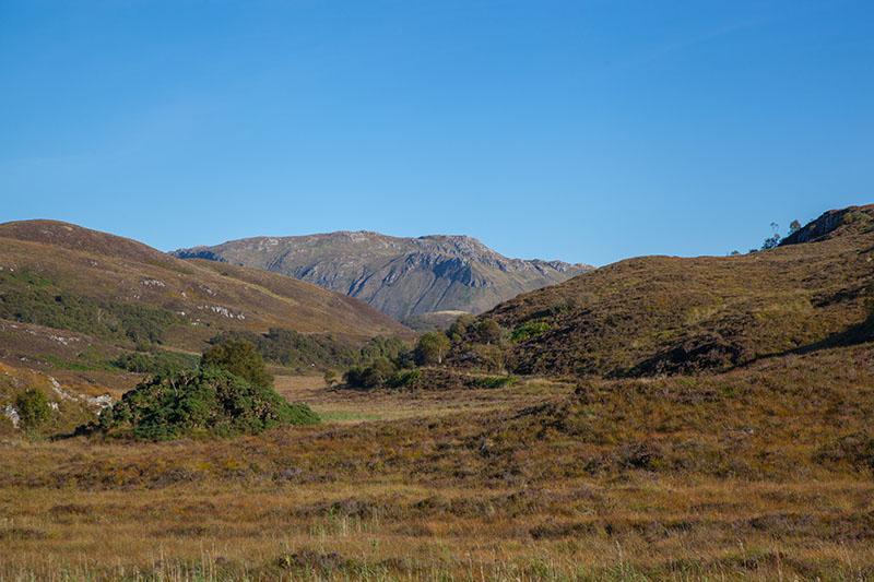 Über schöne Hügel ...