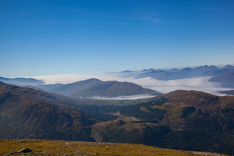 Blick über die umgebenden Gipfel