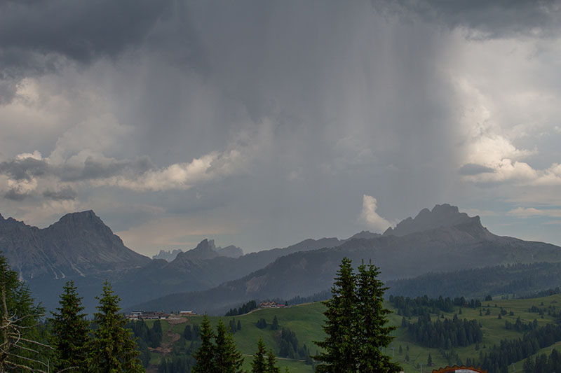 Leider zieht ein Gewitter auf ...