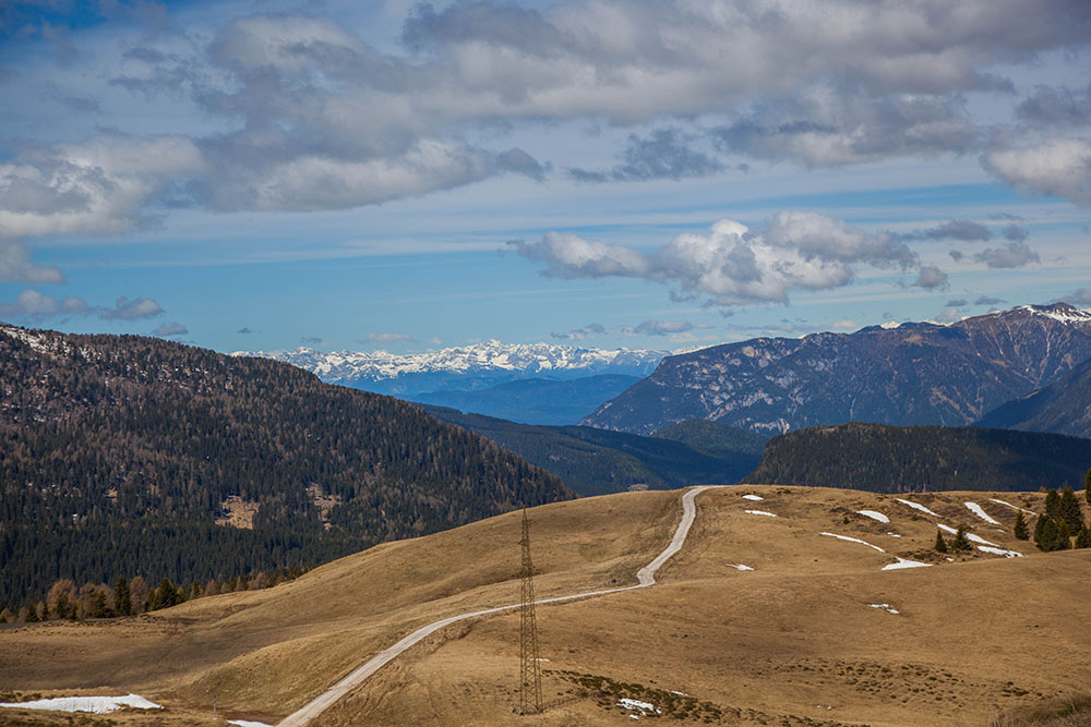 Blick in die Ferne zum Ortlermassiv