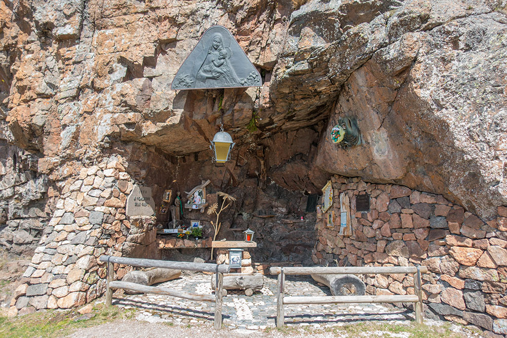 "Altar" in der Höhle