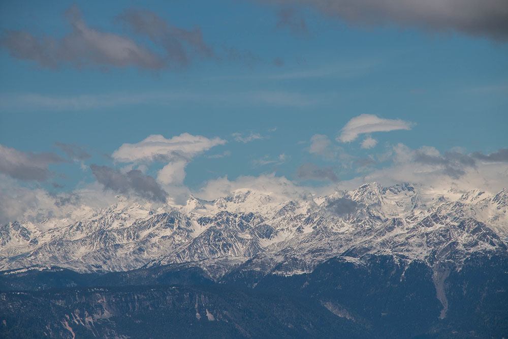 Ausblick auf die umgebenden Berge