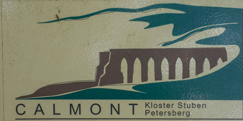 Kennzeichnung des Calmont-Klettersteigs 