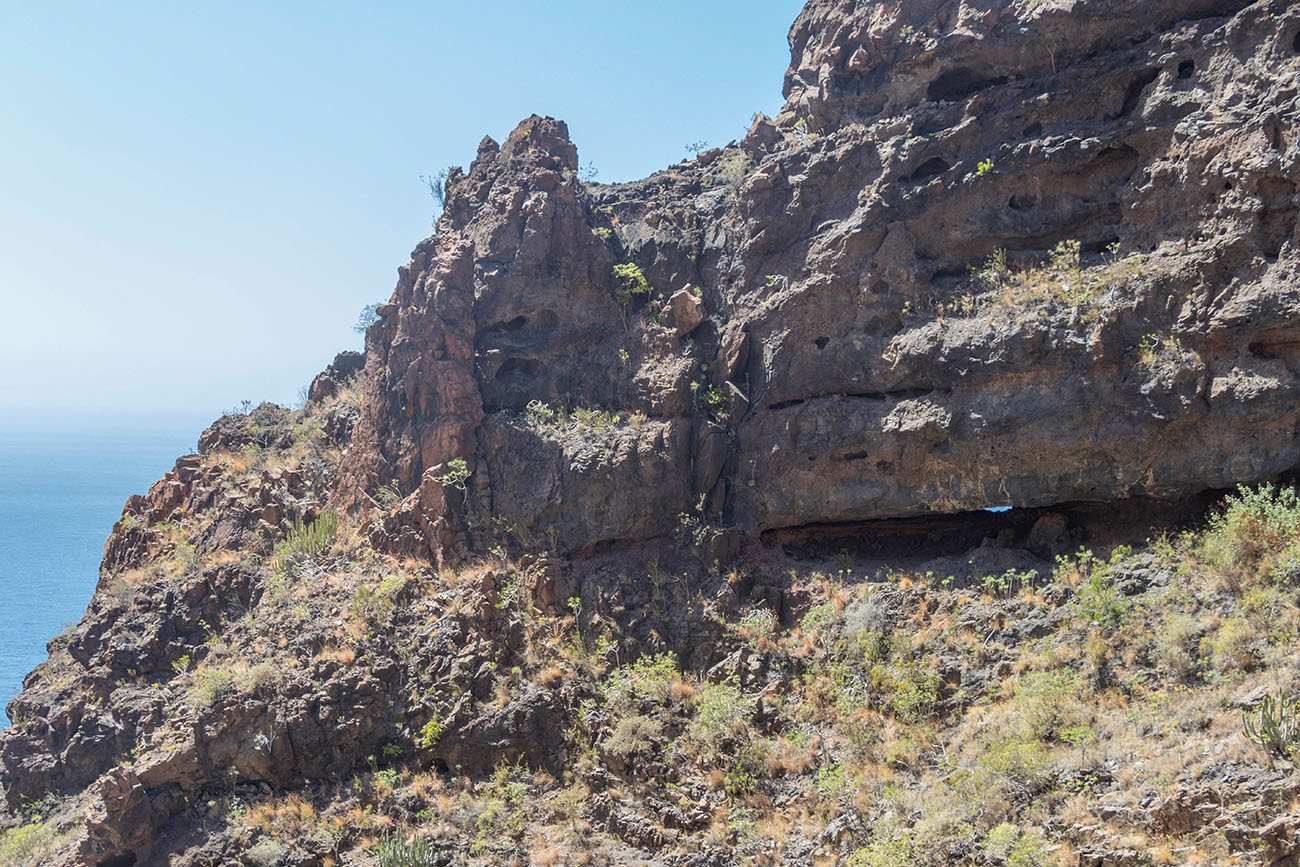 Kleine Lücke im Fels