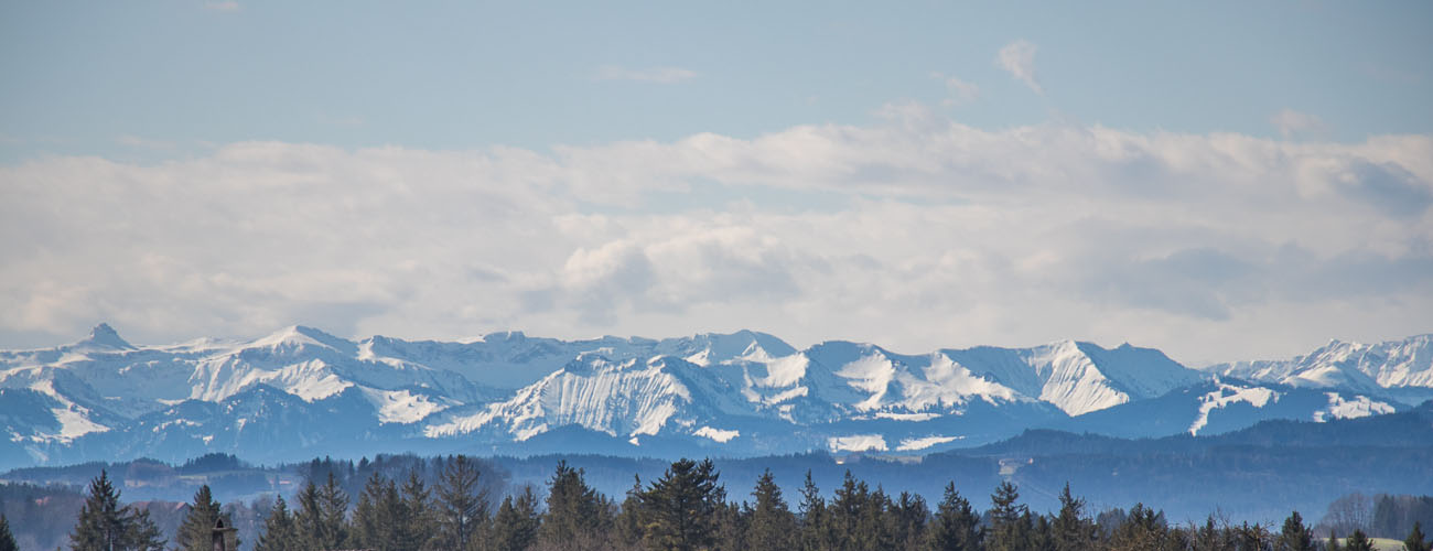Anfahrt nach Scheidegg: Bergpanorama