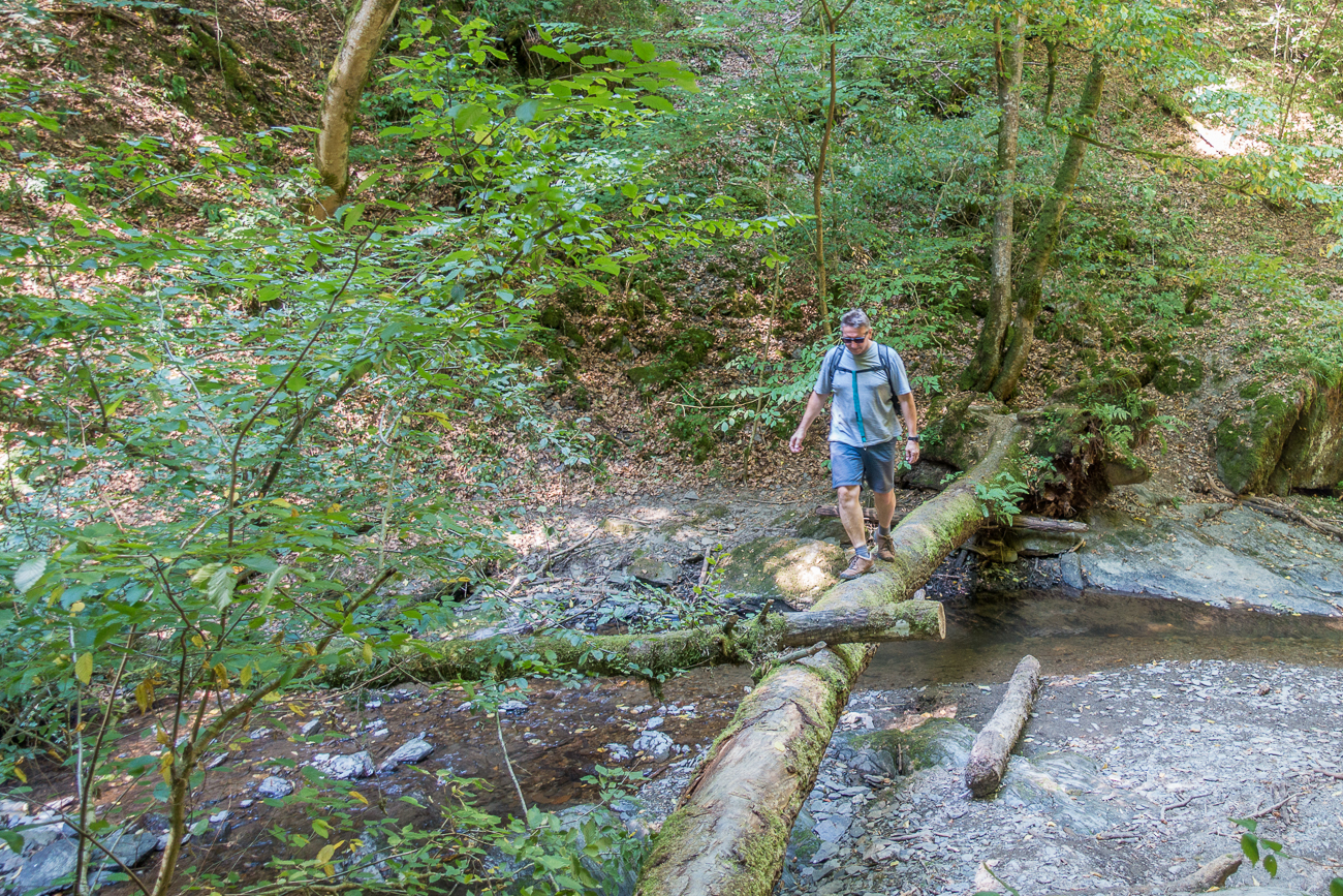 Nur nicht runterfallen ;-)