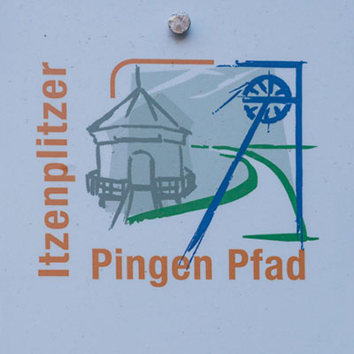 Kennzeichnung des Itzenplitzer Pingenpfads