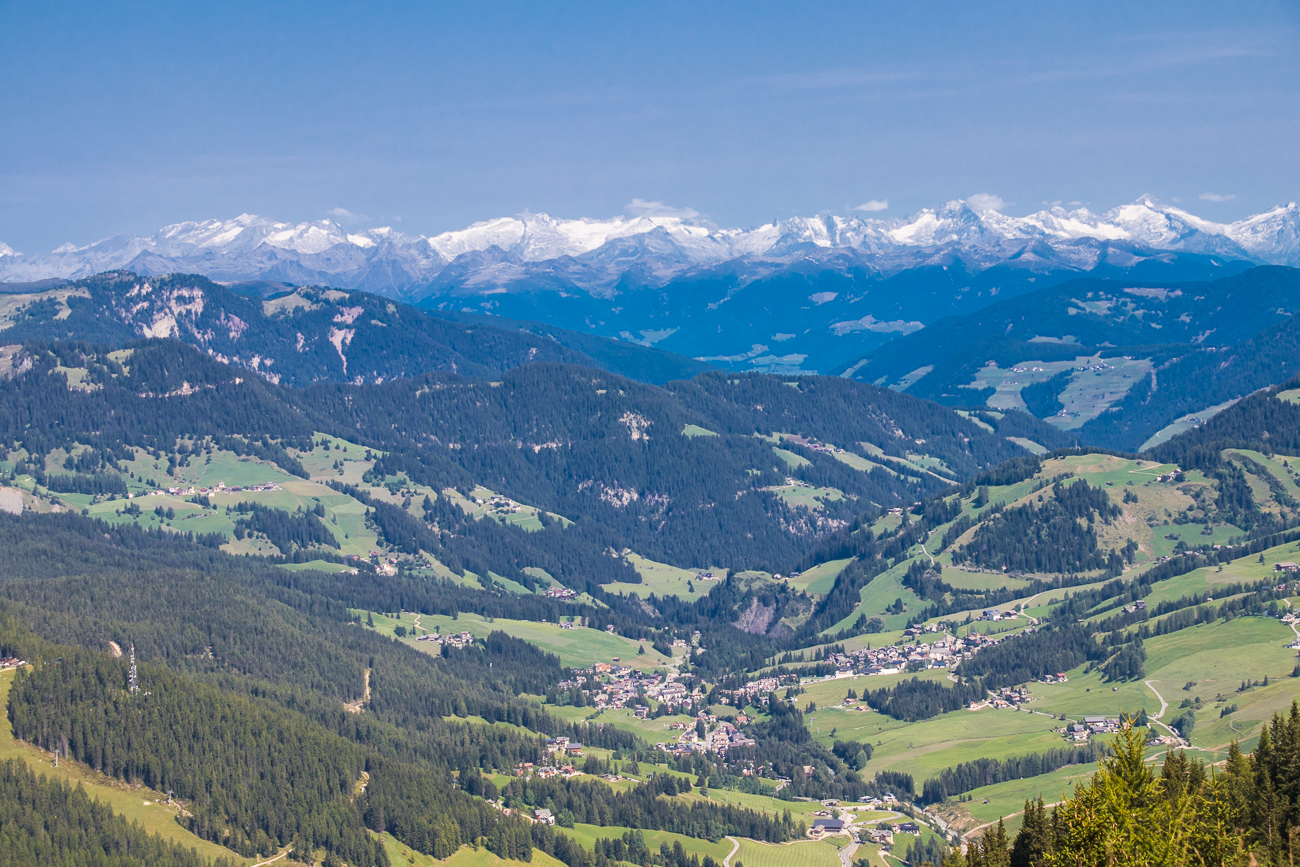 Blick zu den Stubaier Alpen