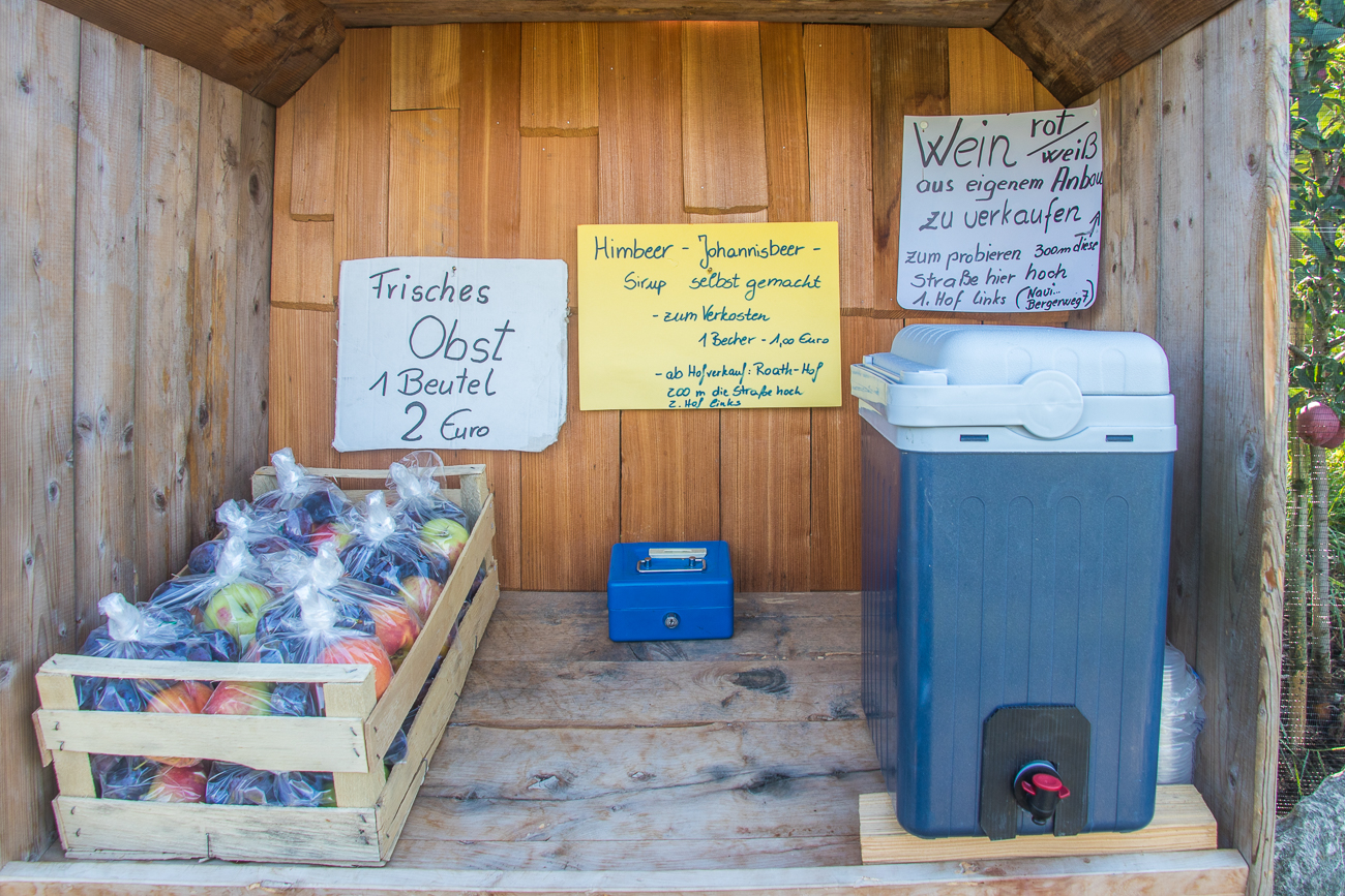 Hier kann man sich an Obst und Säften laben