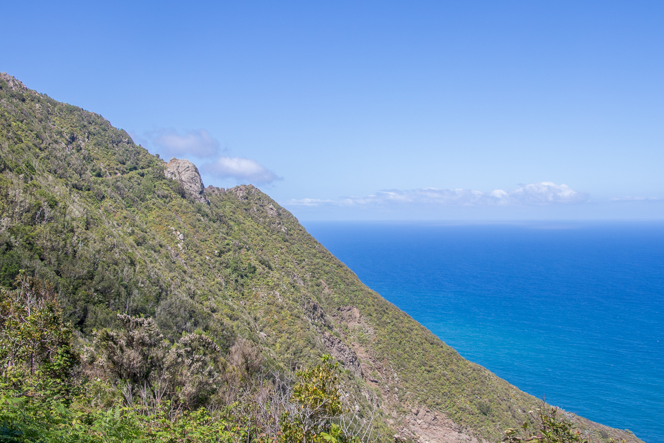 Zu dem Felsen müssen wir jetzt hin 