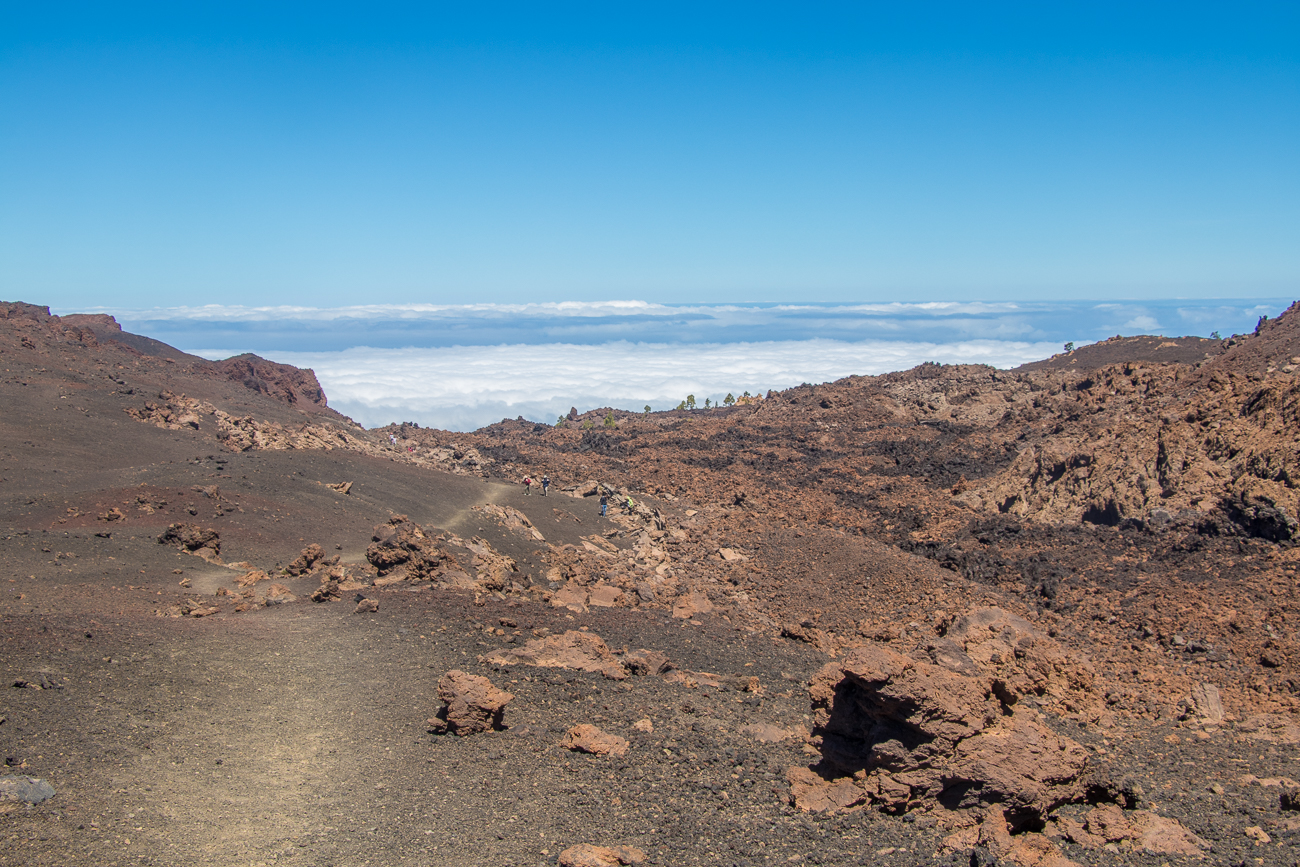 Nun führt der Weg wieder hinab 