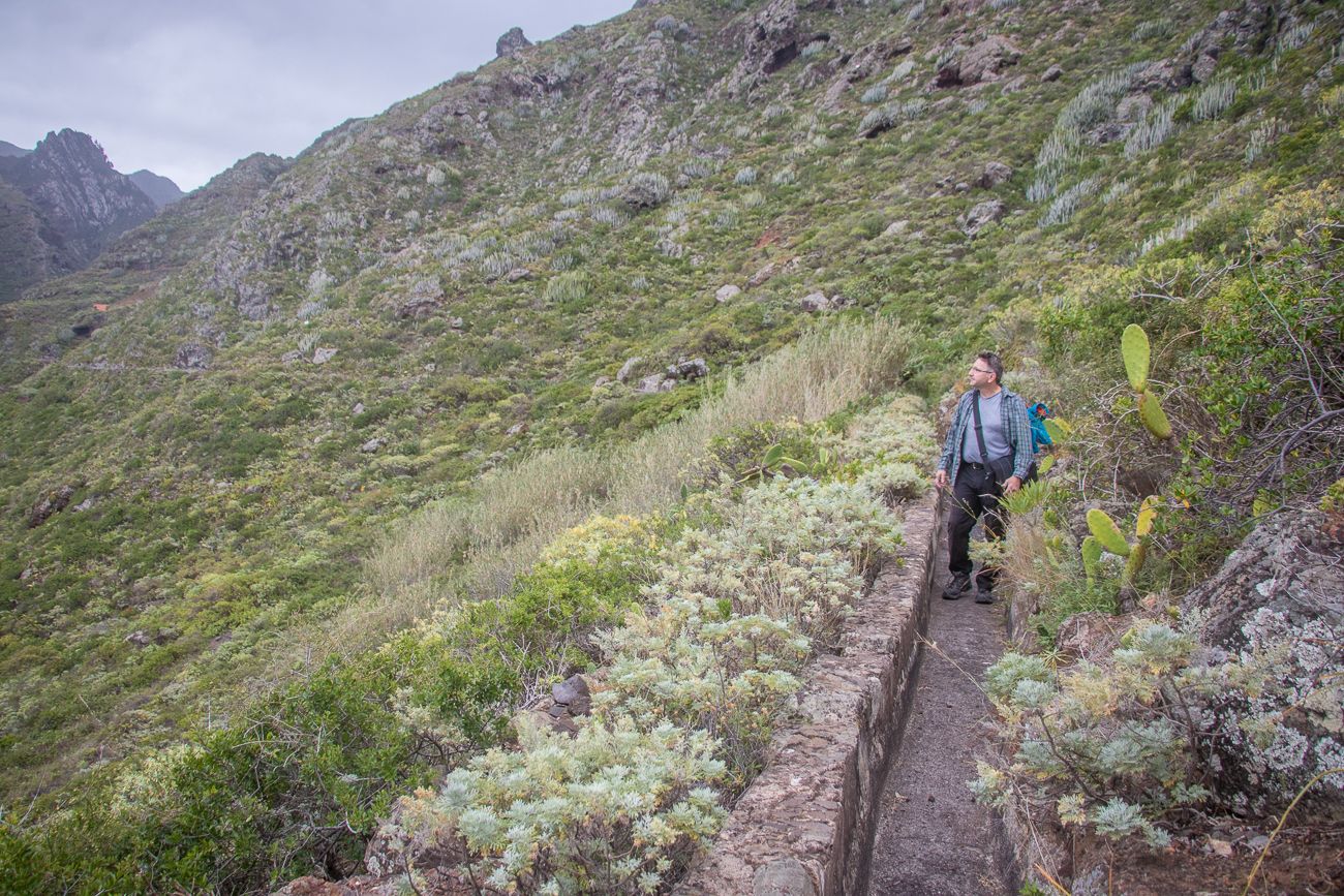Teile des Weges verlaufen in Wasserkanälen ... 