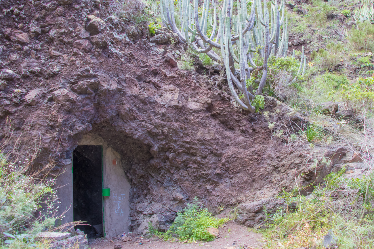 Eingang zum zweiten Tunnel (ca. 500-700 m lang) 