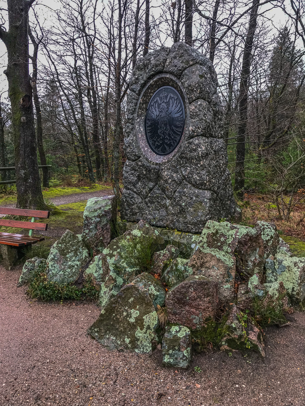 An der Teufelskanzel: Denkmal des Kaiserbesuchs