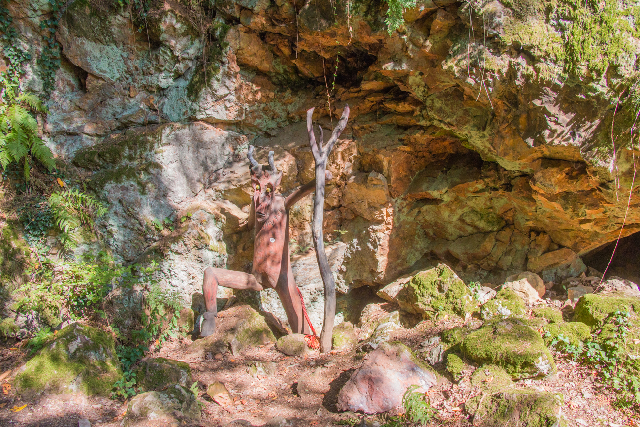 Da steigt der Belzebub aus der Tiefe ;-)