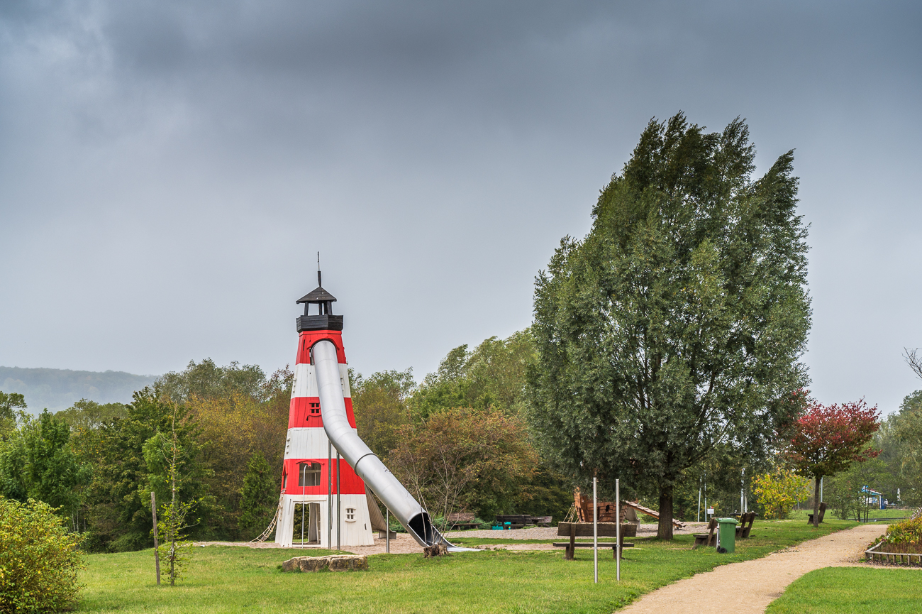 Da steht schon mal ein Leuchtturm, falls durch den Klimawandel die Nordseeküste bis zur Saar reicht ;-)