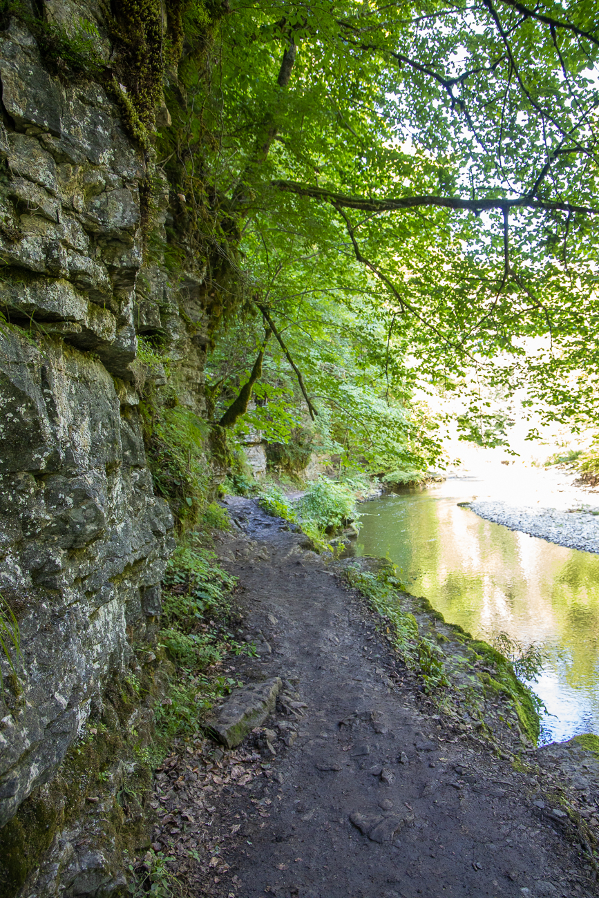 ... und die Steine rutschig