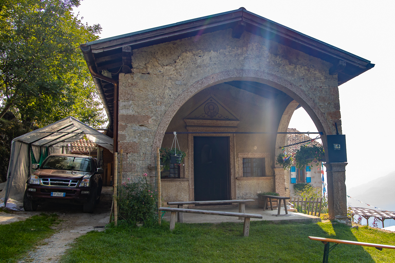 Kapelle San Pietro von außen ...