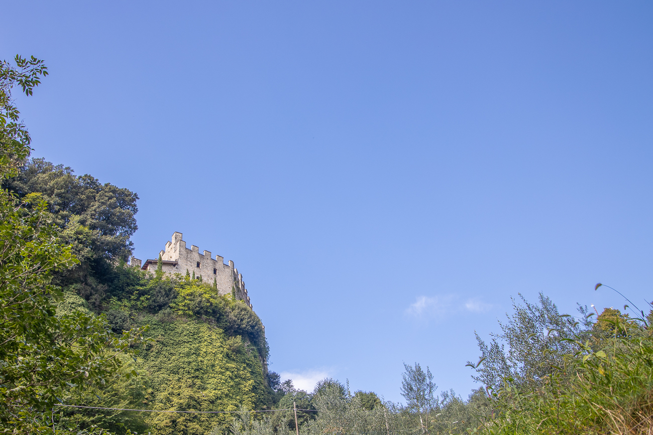 Mit dem Castello im Blick, haben wir unser Ziel fast erreicht