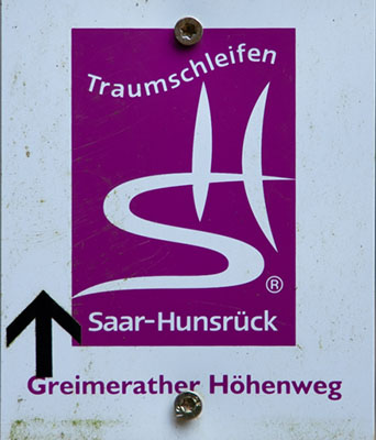 Kennzeichnung des Greimerather Höhenwegs