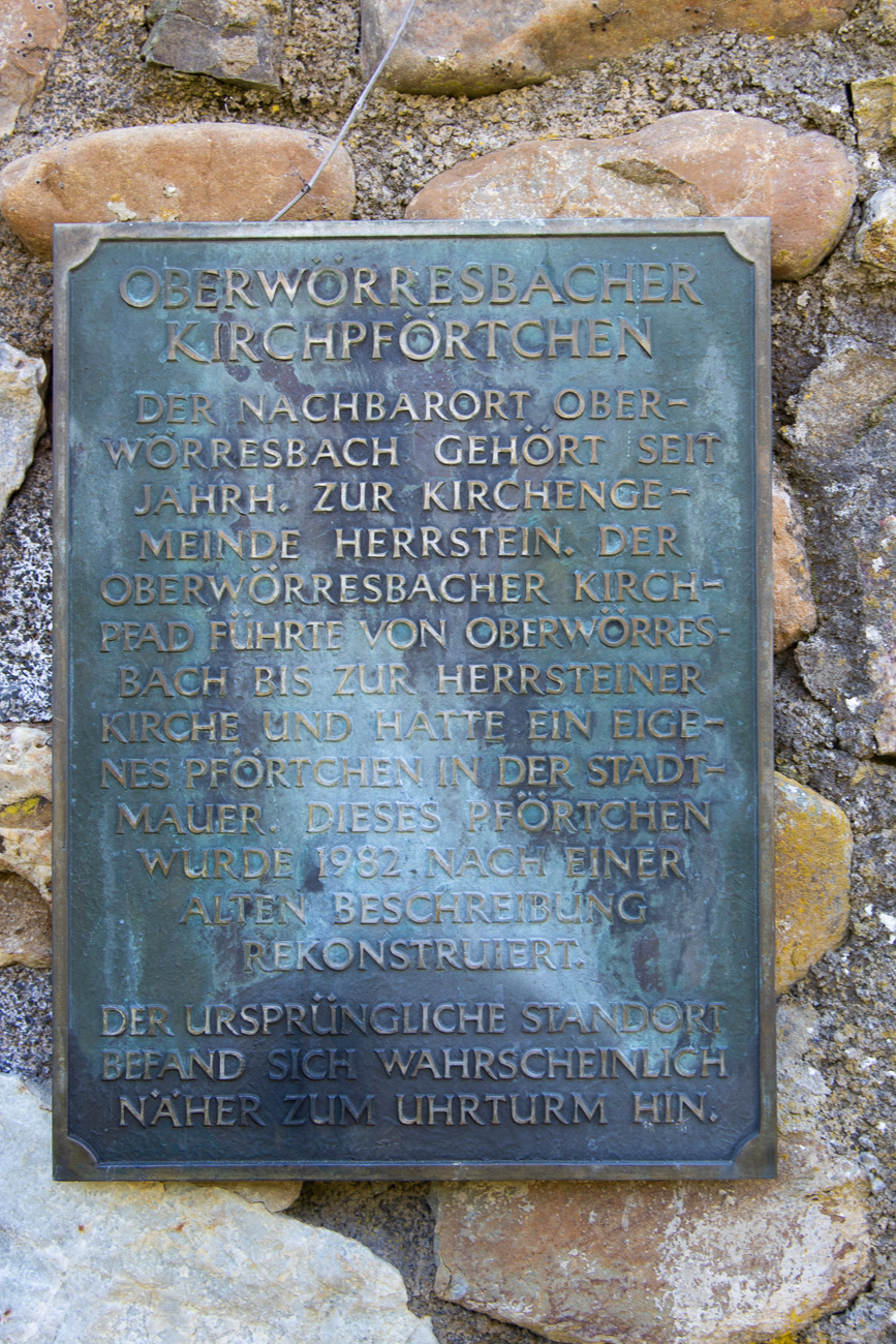 Geschichte zu der Pforte