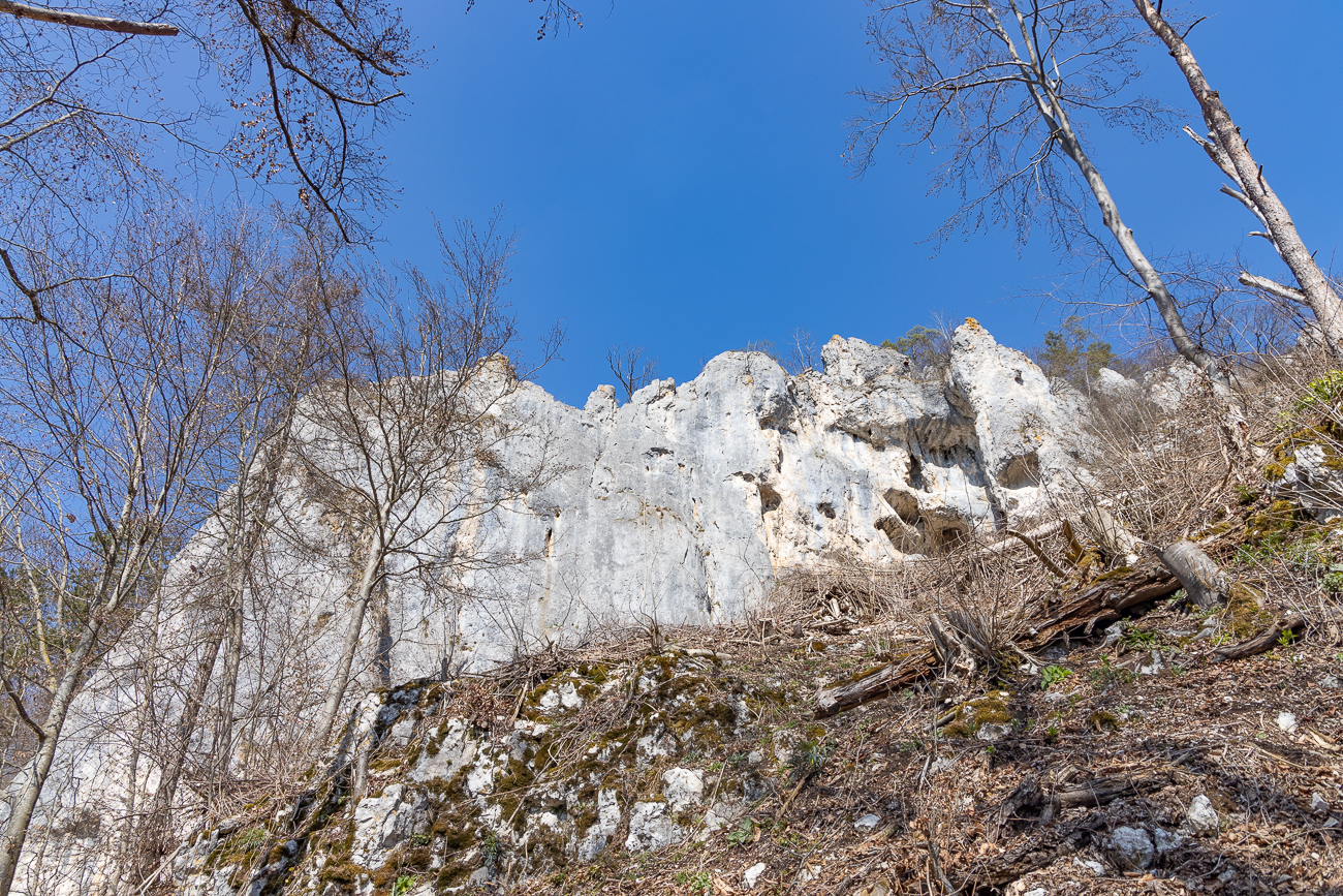 Felsen auf der anderen Seite des Aachtals