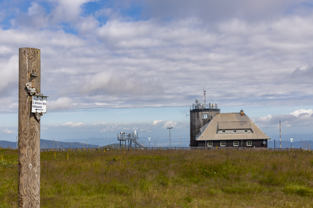 Auf dem Feldberggipfel