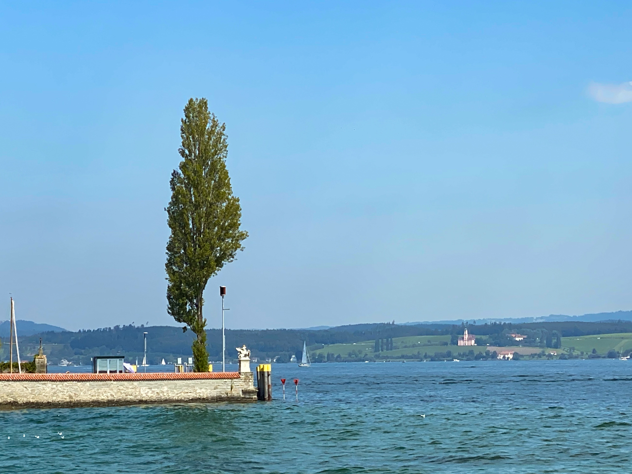 Hafenmole von Mainau