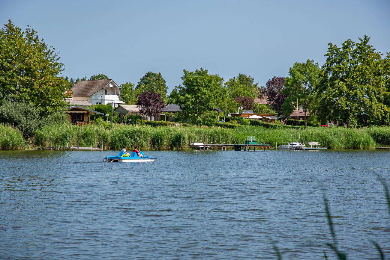 An einem der Seitenarme des Sees