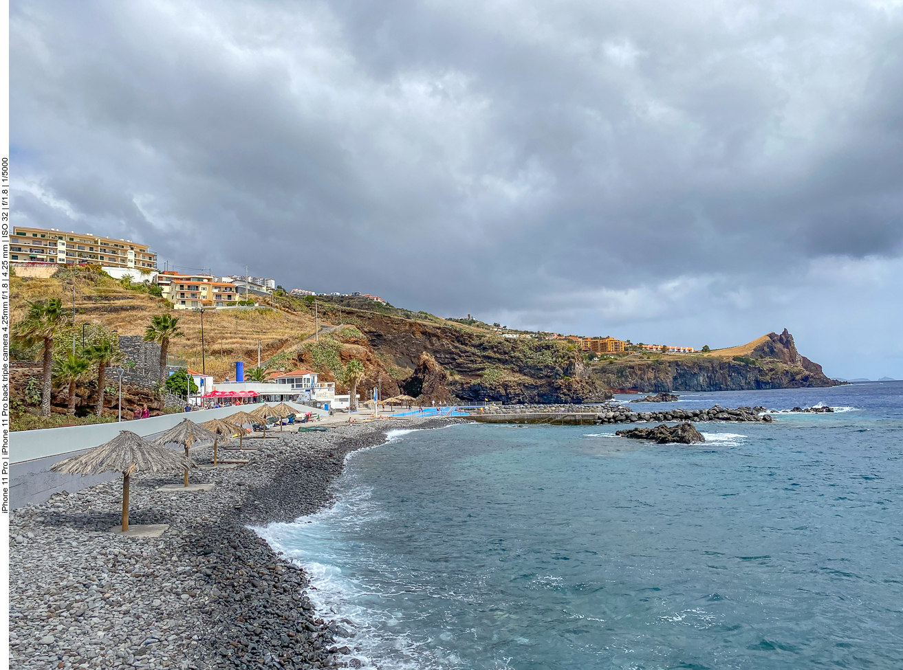 Flanierweg am Kiesstrand