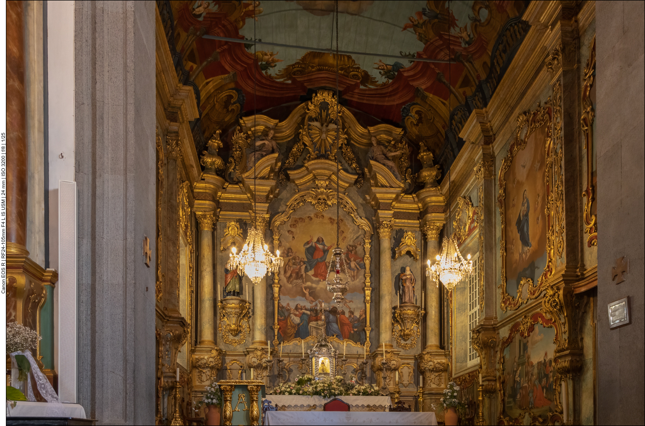 Im Inneren der Kirche