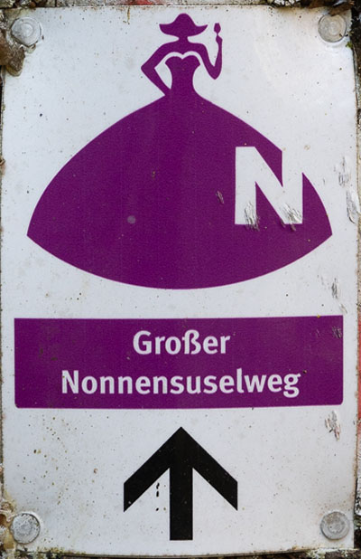 Kennzeichnung des Großen Nonnensuselwegs