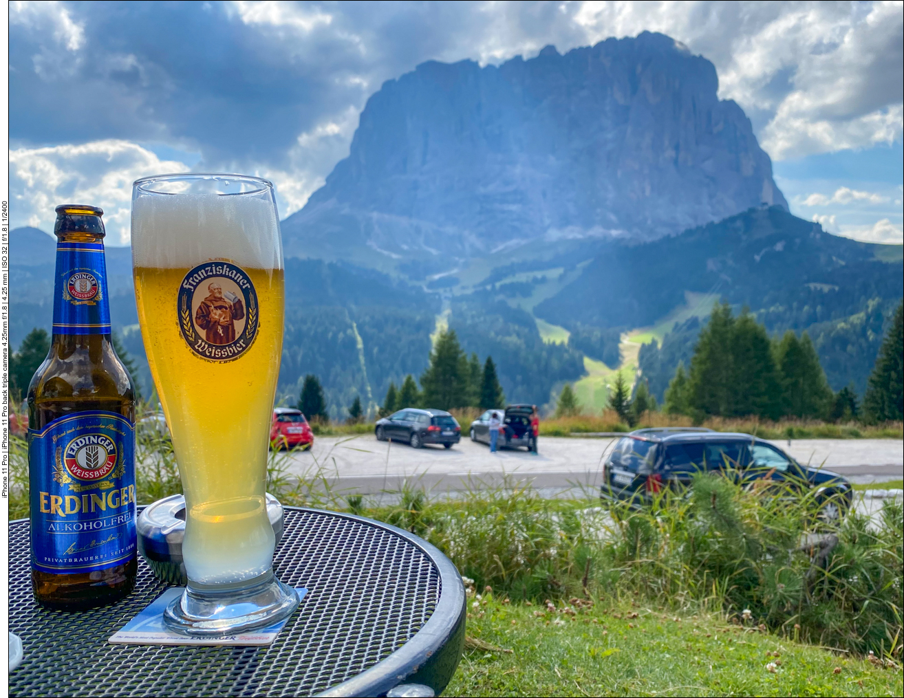 ... genießen ein kühles Bier ...