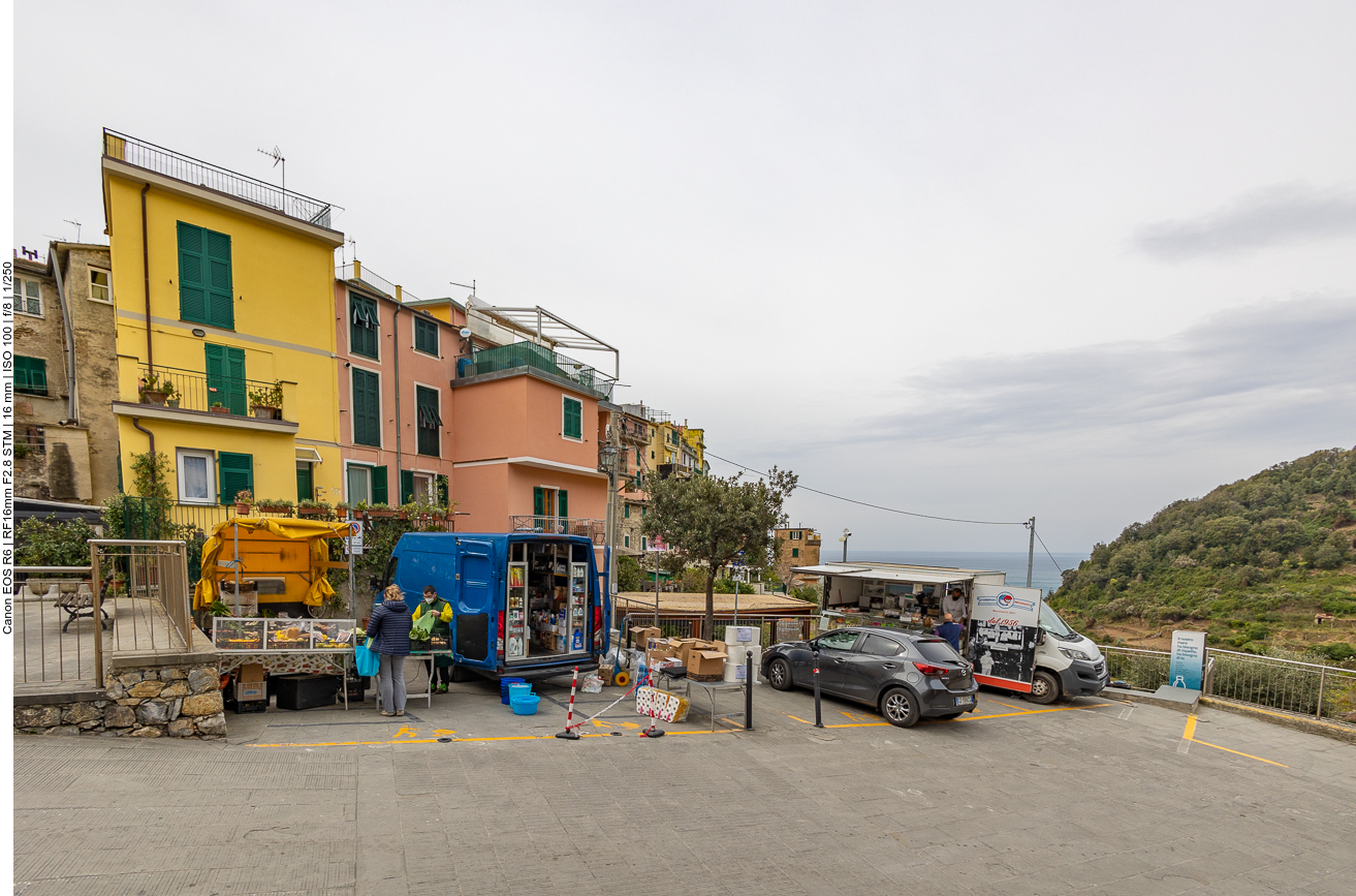 Minimarkt am Ortsrand